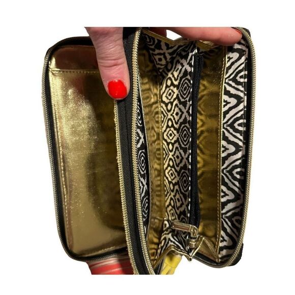 Steve Madden Wallet - Picture 5 of 6